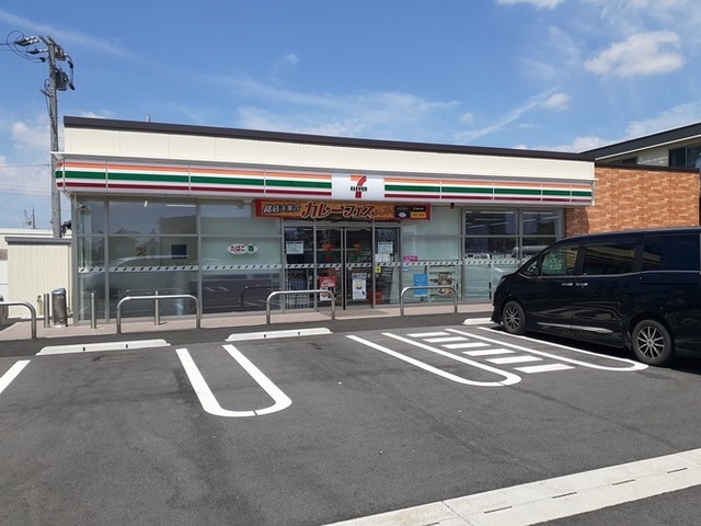 コンビニ　セブンイレブン　岐阜茜部大川店（コンビニ）まで400m