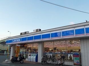 コンビニ　ローソン（コンビニ）まで230m