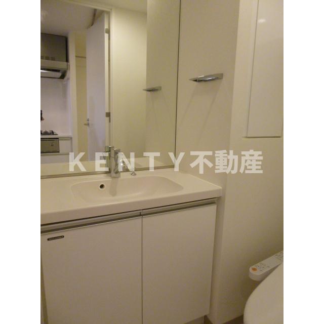 洗面設備　忙しい朝には欠かせない洗面所です