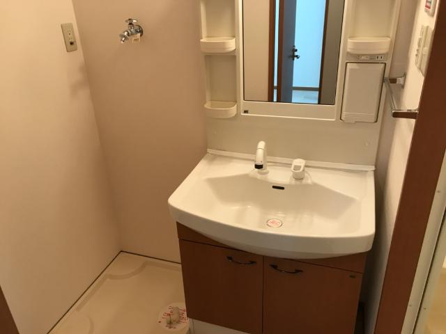 洗面設備　洗髪洗面化粧台