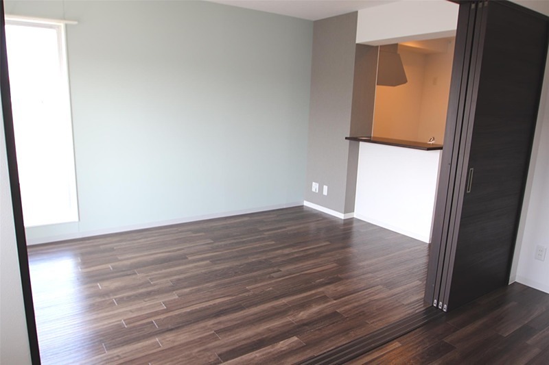 居室・リビング　※掲載写真は、同タイプの別部屋写真です。