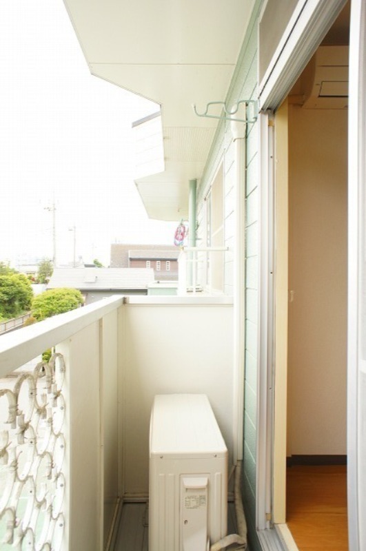 バルコニー　図面と現状に相違がある場合には現状を優先