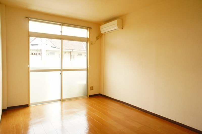 居室・リビング　図面と現状に相違がある場合には現状を優先