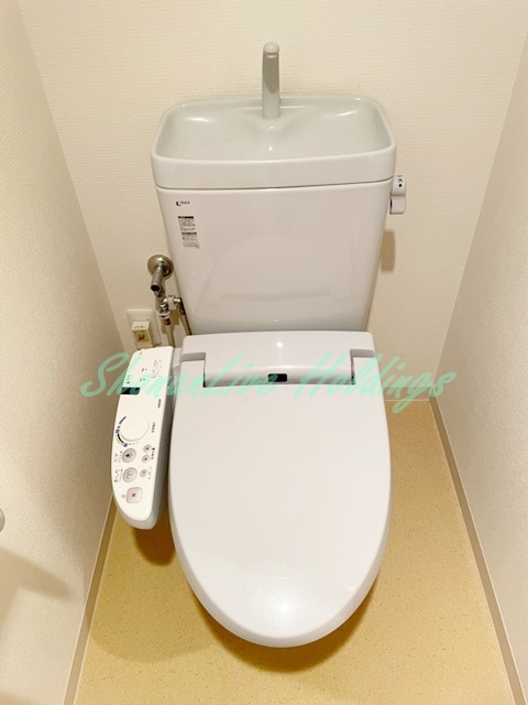 トイレ　清潔感のあるトイレです