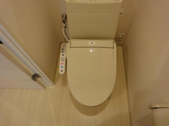 トイレ　シャワー付トイレ