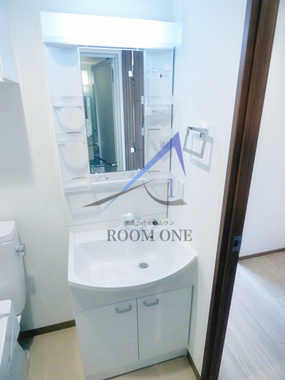 洗面設備　洗面台です。