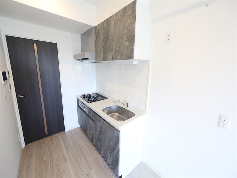 キッチン　システムキッチン（ガス3口コンログリル付）