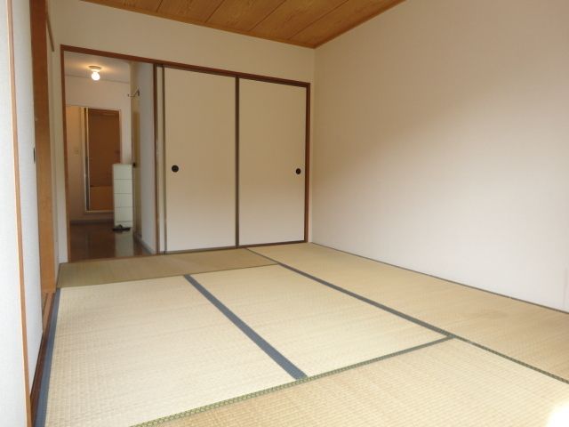 その他部屋・スペース　☆和室６帖☆