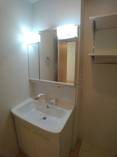 洗面設備　洗面所