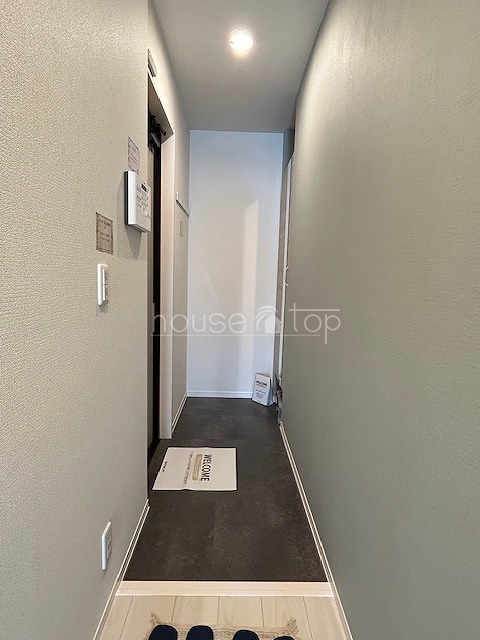 玄関　◆実際のお部屋の写真です♪