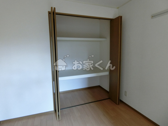 収納　クローゼット(別のお部屋の写真です)