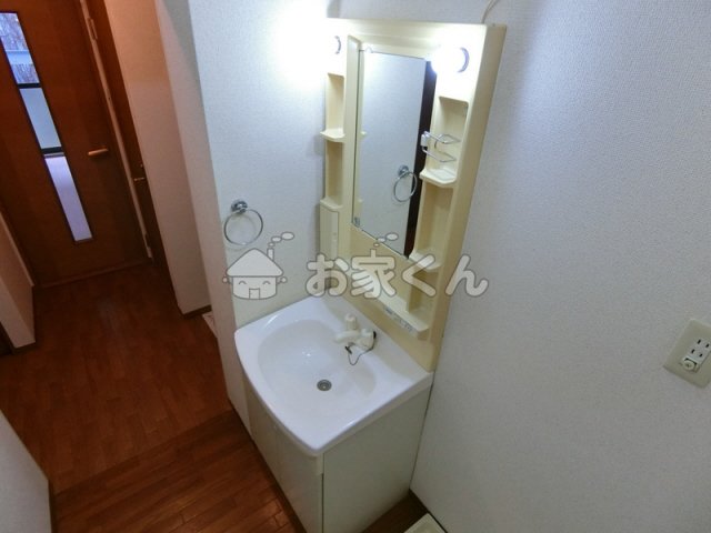 洗面設備　独立洗面台(別のお部屋の写真です)