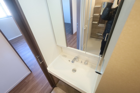 洗面設備　※別部屋の写真です
