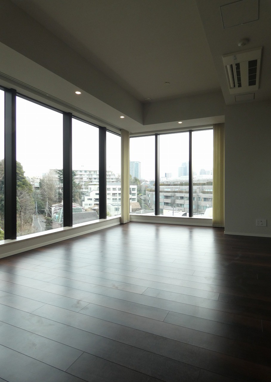 居室・リビング　内観※別部屋参考写真