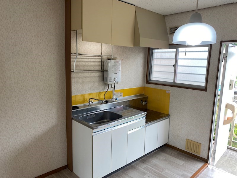 キッチン　※他号室の参考写真となります