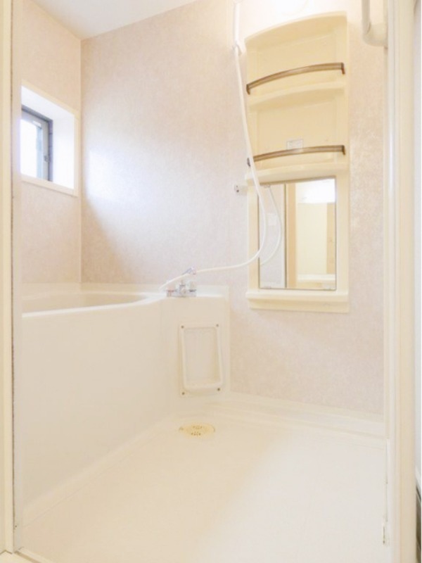 バス・シャワールーム　図面と現状に相違がある場合には現状を優先