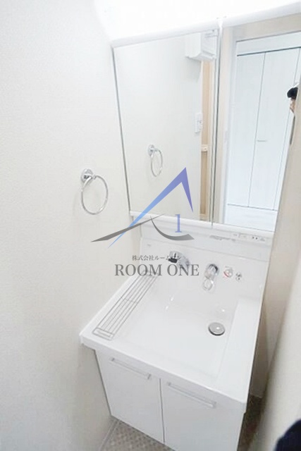 洗面設備　洗面台です。