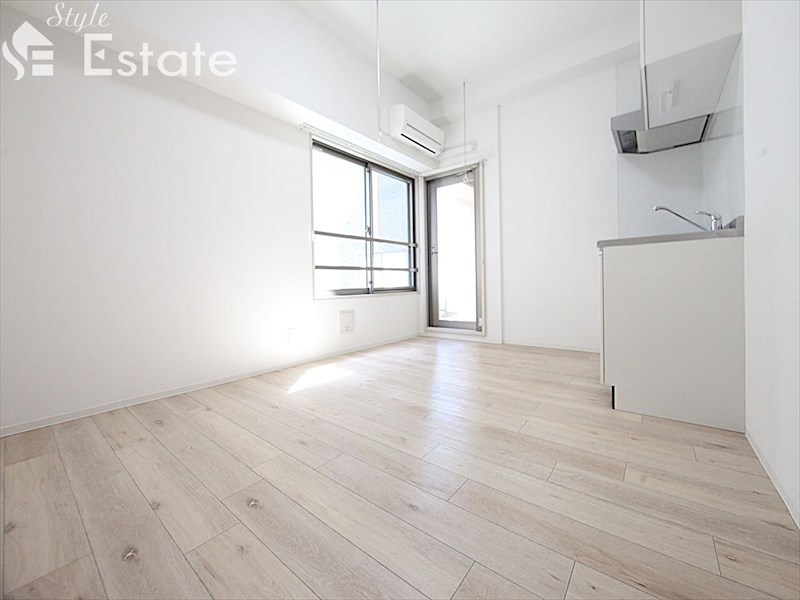 居室・リビング　内装