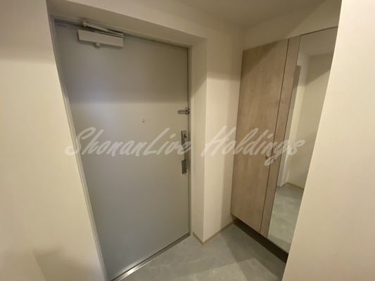 玄関　収納充実の玄関♪ ※反転タイプ