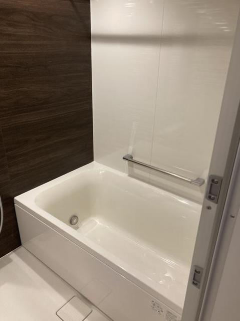 バス・シャワールーム　別号室の参考写真です