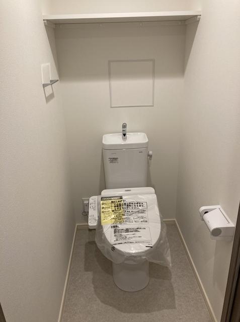 トイレ　別号室の参考写真です