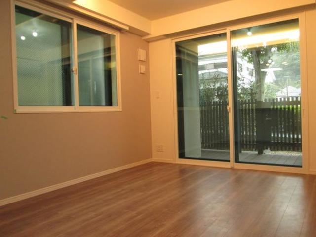 居室・リビング　別号室の参考写真です