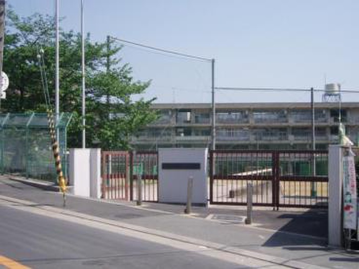 中学校　山田東中学校（中学校）まで170m