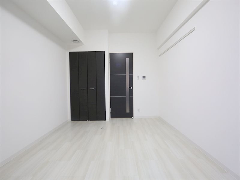 その他　洋室7.2帖　クローゼット付（収納充実してます）