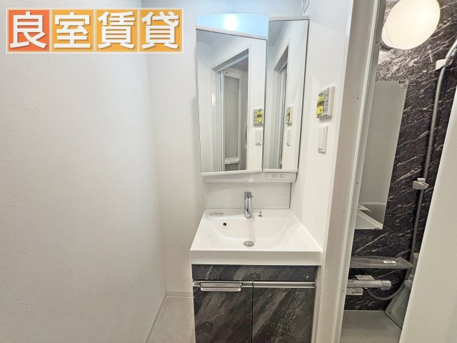 洗面設備　※このお写真は同物件の別のお部屋のお写真です。現状優先