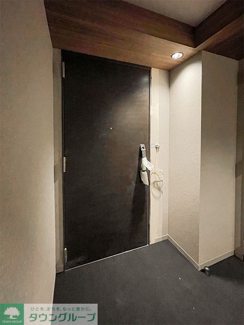 玄関　※写真は同タイプ住戸です。