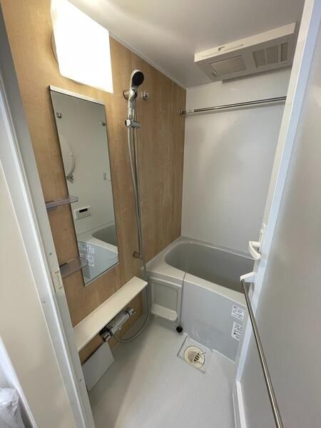 バス・シャワールーム　※別部屋写真参照