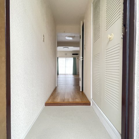 玄関　同仕様タイプです