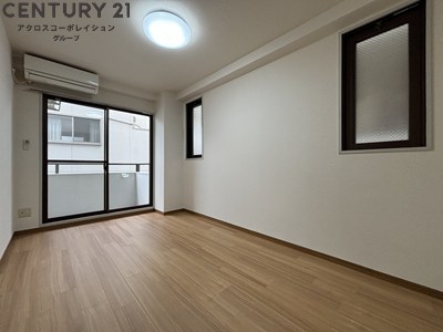 居室・リビング　２面採光で明るいお部屋です！