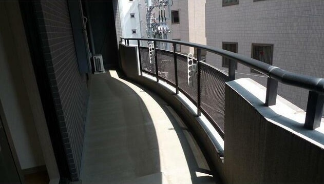 バルコニー　イメージ