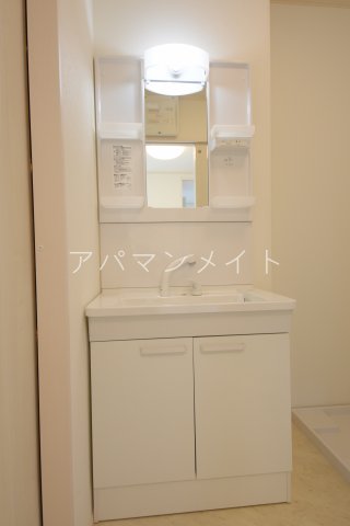 洗面設備　広い洗面スペース