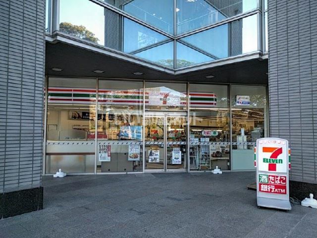 コンビニ　セブンイレブン水戸三の丸店（コンビニ）まで1240m