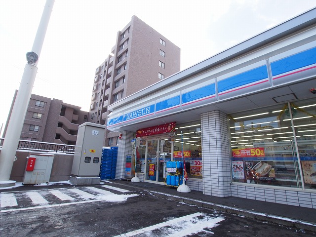 コンビニ　ローソン札幌美園8条店（コンビニ）まで155m