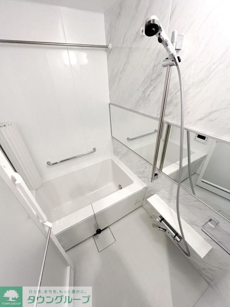 バス・シャワールーム　★お問い合わせはタウンハウジングまで★