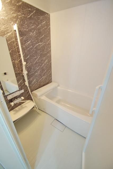 バス・シャワールーム　★壁がおしゃれな1坪バスルーム★