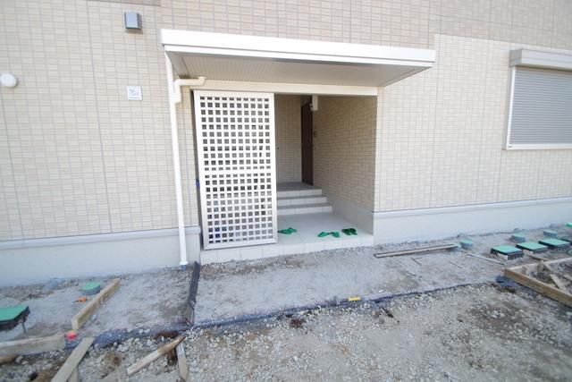 エントランス　★建物入口です★