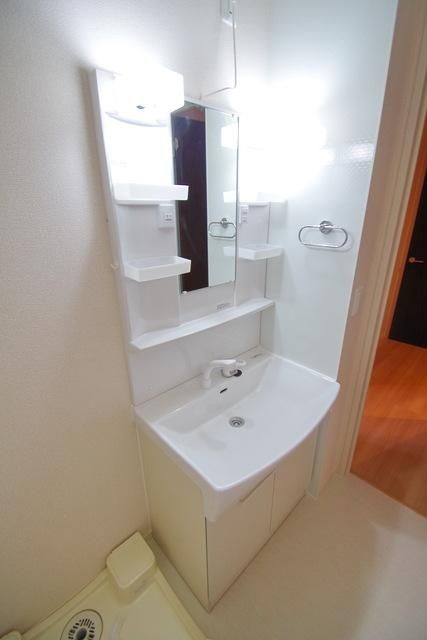 洗面設備　★便利な独立洗面台★