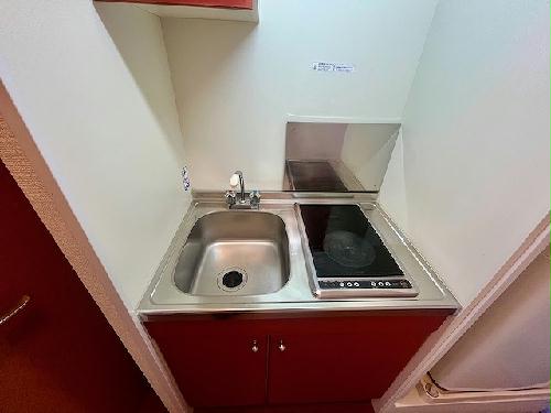 キッチン　設備・仕様は号室により異なる為、現状を優先いたします。