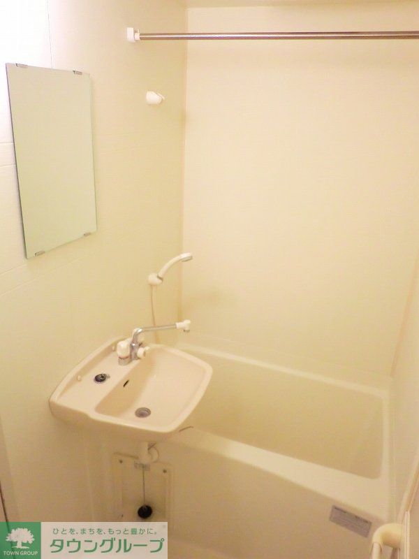 バス・シャワールーム　浴室換気乾燥機能付き