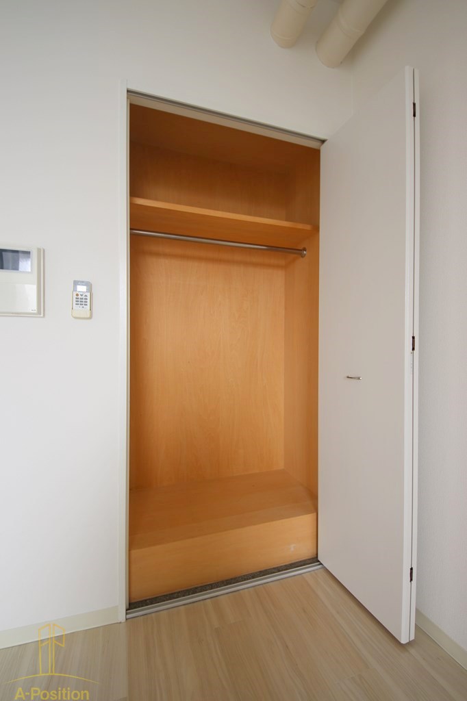 収納　メゾン・ド・ヴィレ大阪城公園前