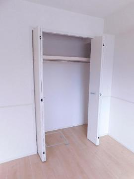 収納　クローゼット