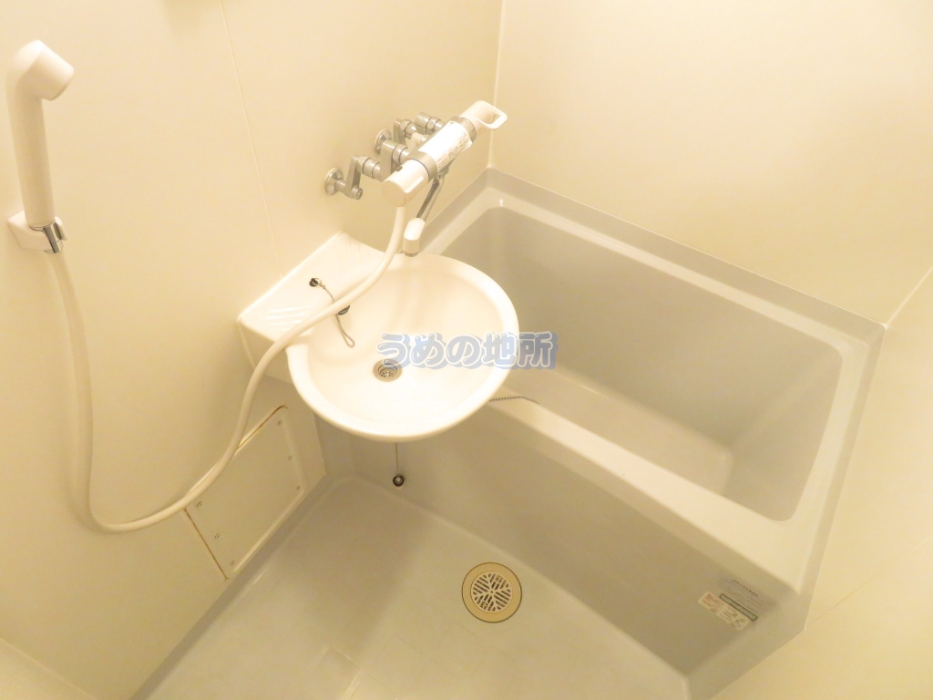 バス・シャワールーム　浴室