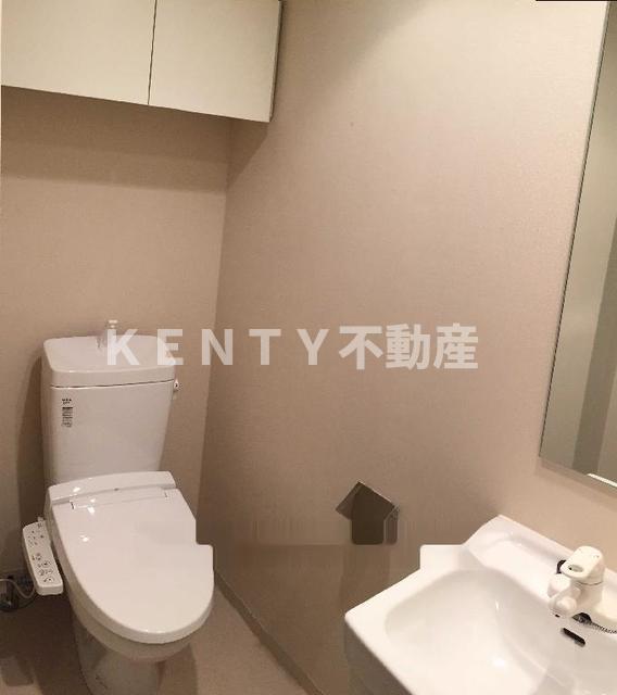 トイレ　コンパクトで使いやすいトイレです