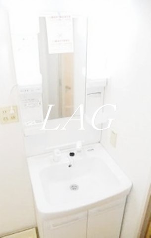 洗面設備　独立洗面台です。