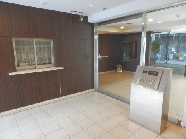 エントランス　エントランス