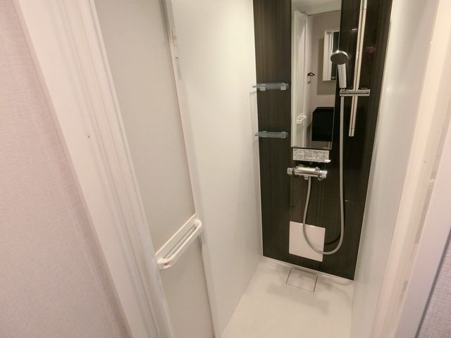 バス・シャワールーム　★お問い合わせはタウンハウジングまで★